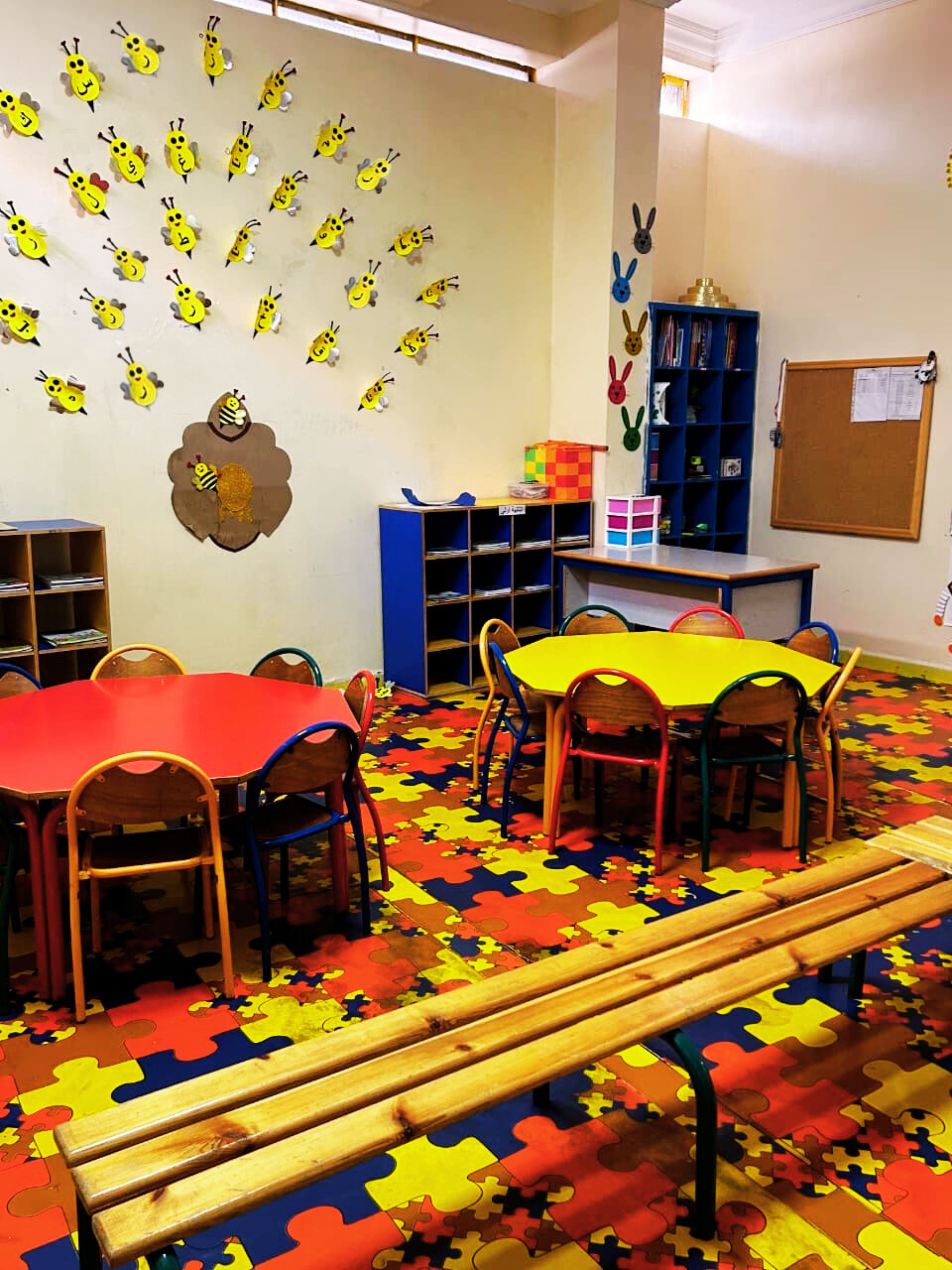 Petites chaises pour réunions et activités des enfants de 4 à 5 ans à Meknès